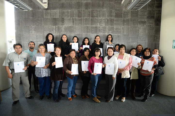 Bibliotecarios de la región Xalapa participaron en el curso Ordenamiento Topográfico