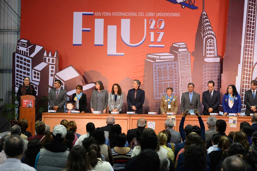 Autoridades universitarias inauguraron el Foro Académico de la FILU 2017